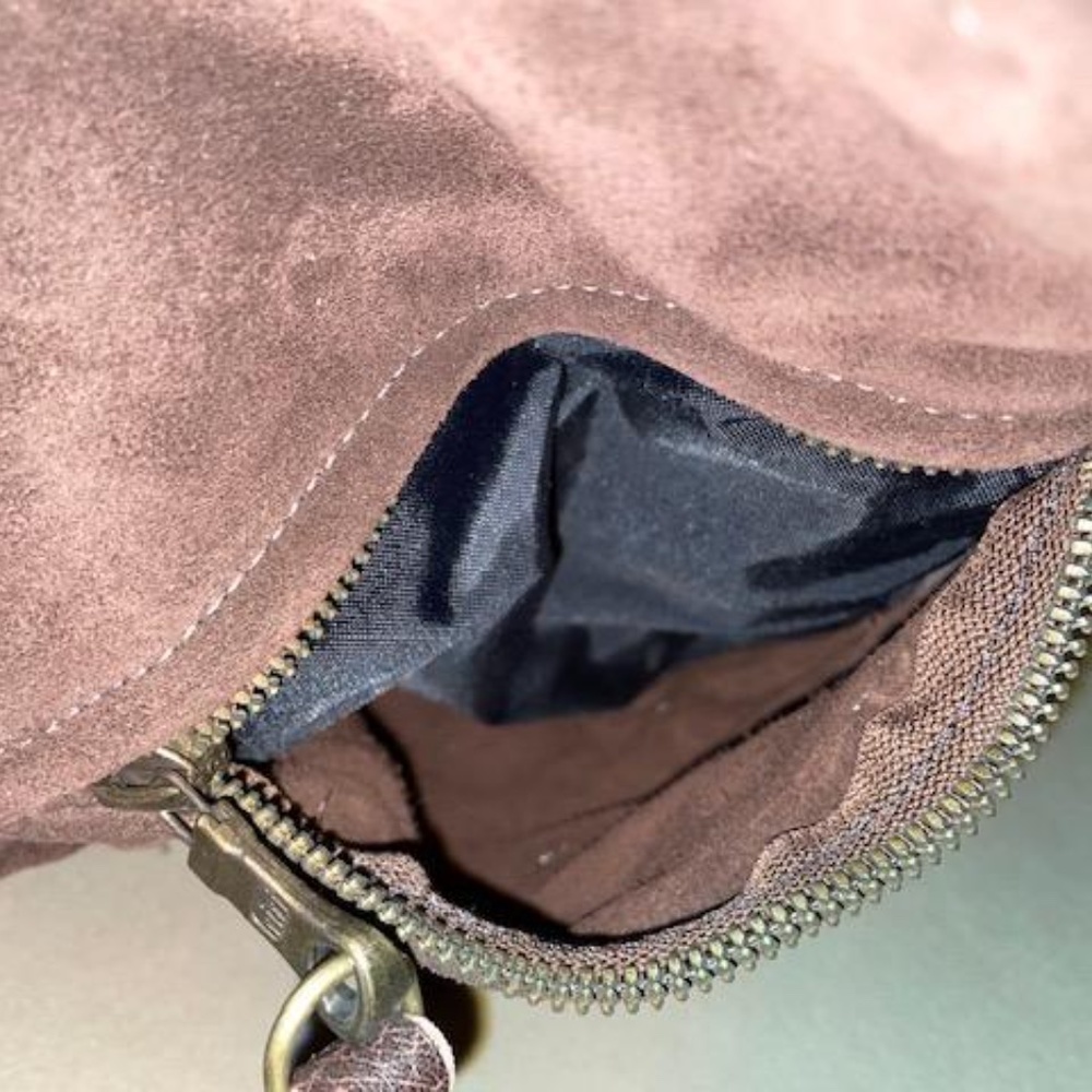 New with tags Tylie Malibu "Exeter" handbag - Picture 11 of 12